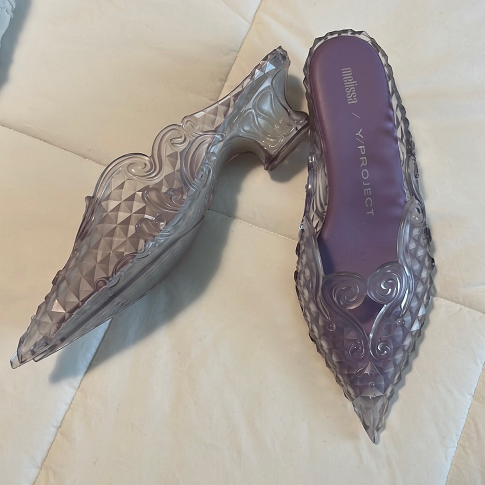 Melissa X Y project kitten heel